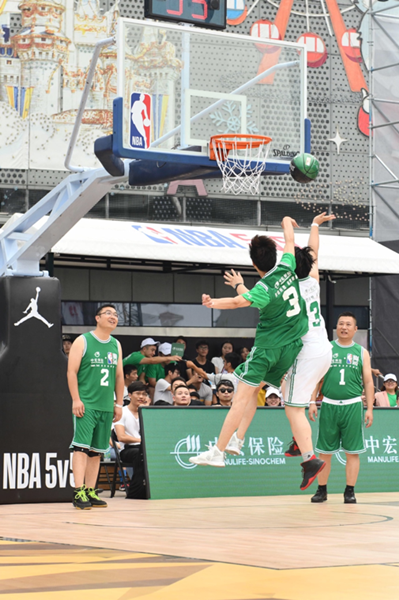 会各界给予 会各界给予