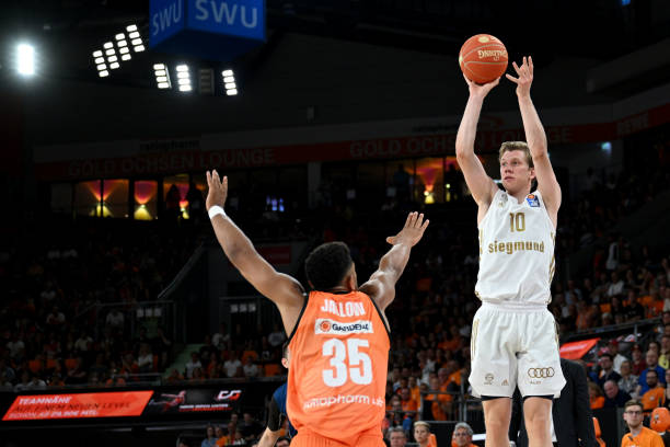 他还需要表 他还需要表