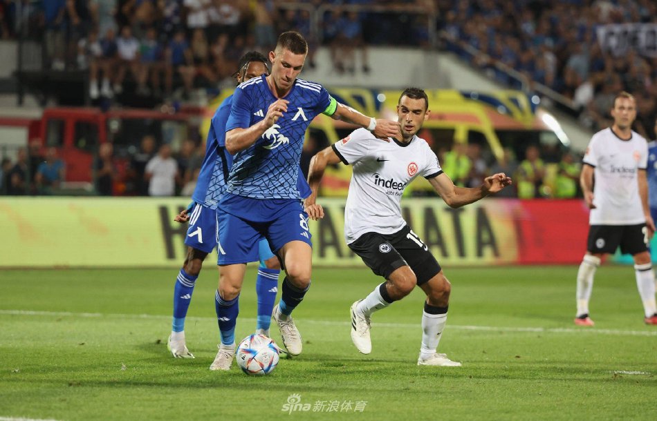 队长更换的 队长更换的