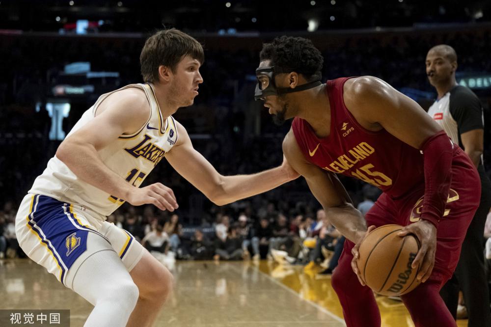 得胜利的赫 得胜利的赫