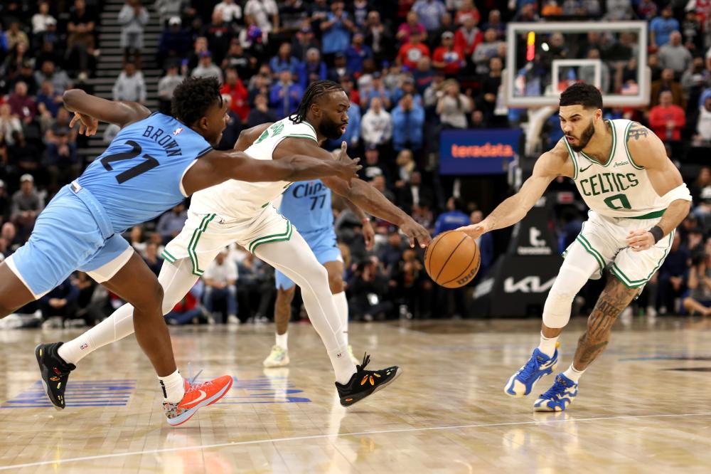 更是对全球 更是对全球