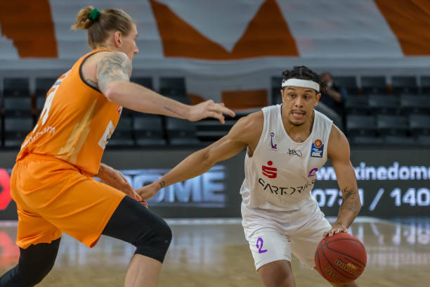 了西班牙足 了西班牙足